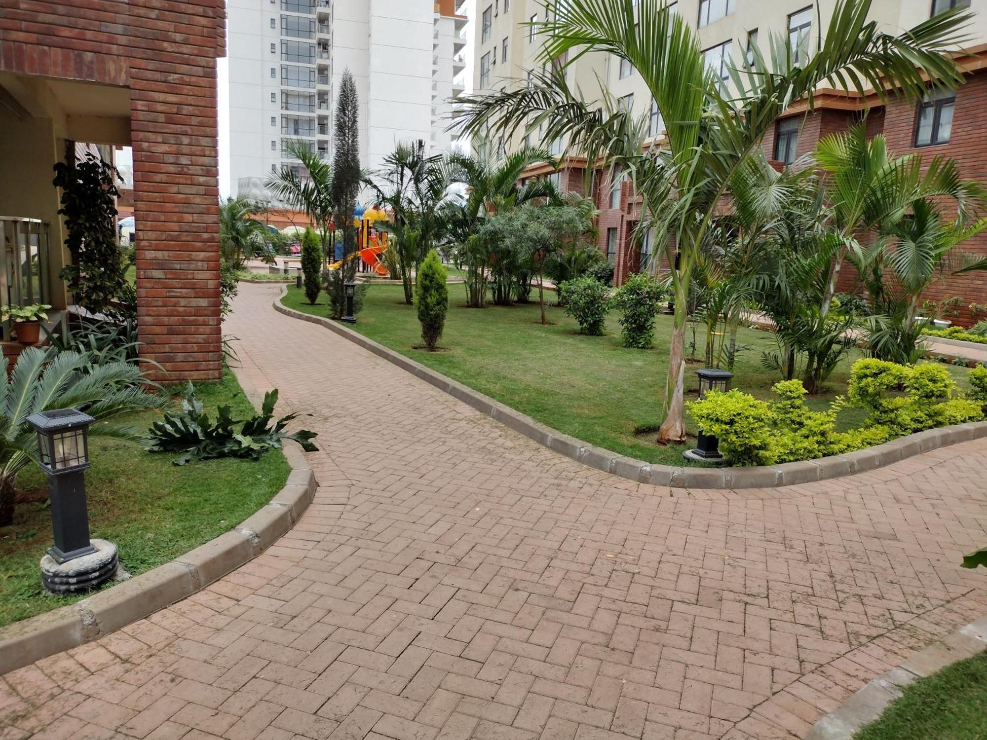 Lenayan Park View Bed & Breakfast Mlolongo ภายนอก รูปภาพ